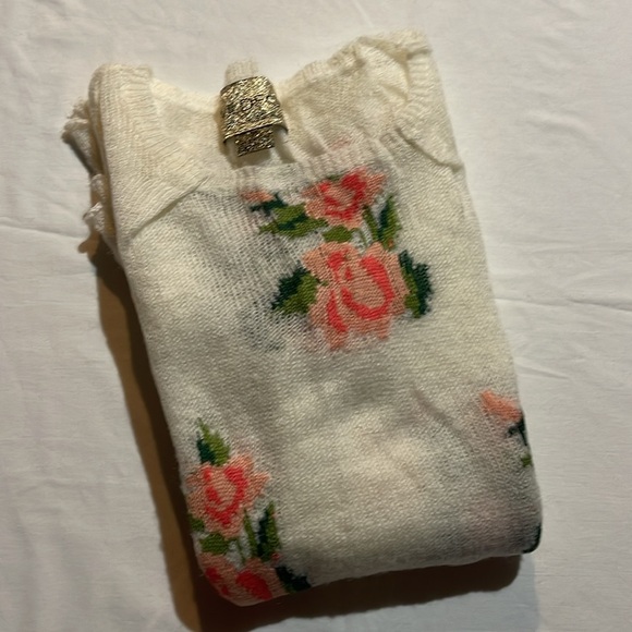 Wildfox White and Pink Floral Sweater - Picture 14 of 14